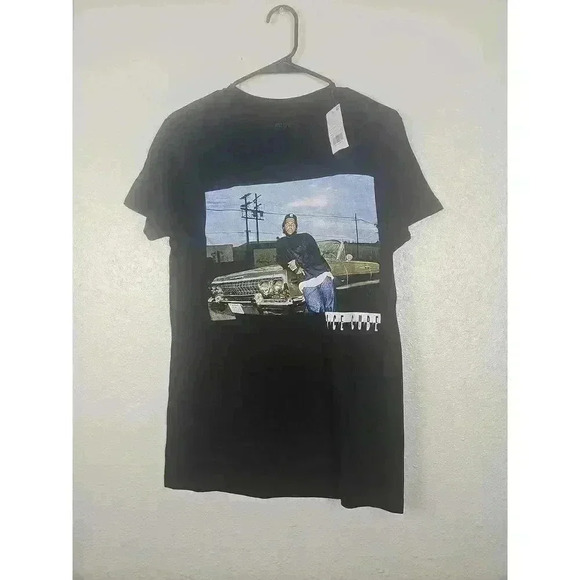 NWT Ice Cube Black Short Sleeves Graphic Print T Shirt Small - Picture 1 of 5